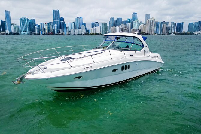 Miami: 2 Hour Private Yacht Cruise - What this Miami yacht cruise is really like