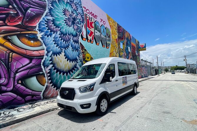 Miami All-In-One: City Sightseeing & water taxi experience - Wynwood murals in a 25-minute visit