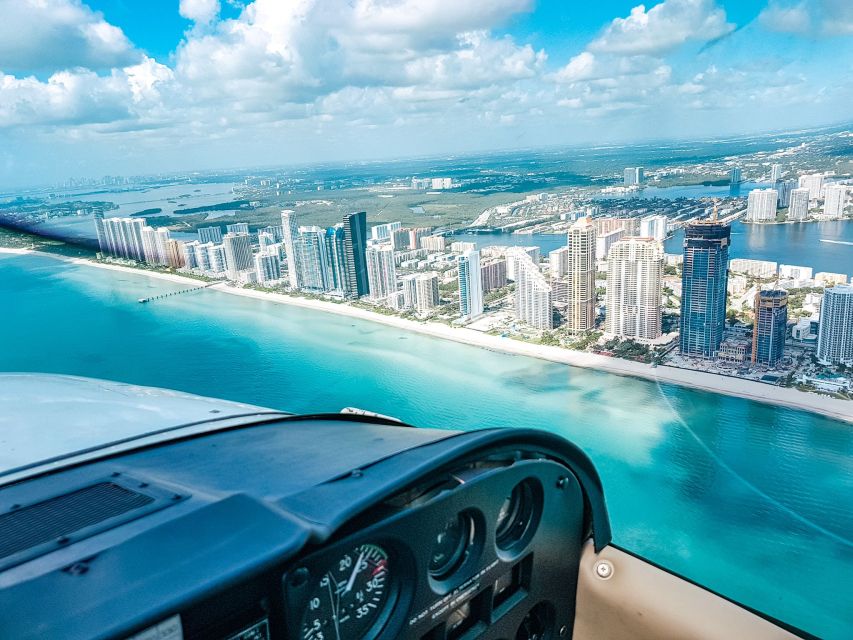 Miami Beach: South Beach Private Airplane Tour with Drinks - Why a private Cessna makes Miami look different