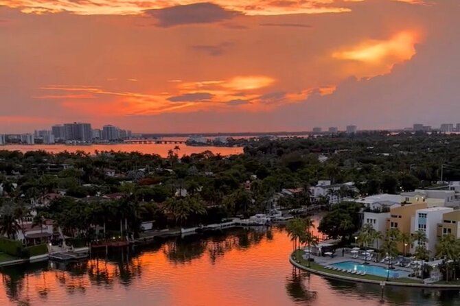 Miami Boat Tour –Day and Night Cruises with Champagne - Entering the Miami River and passing Brickell