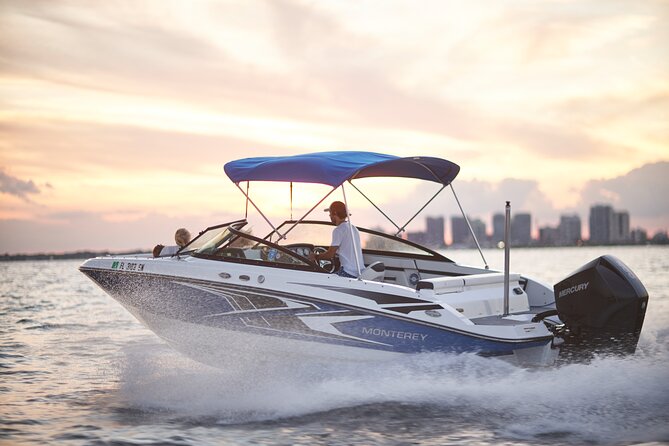 Miami Boat Tour –Day and Night Cruises with Champagne - Weather, timing, and small practical details