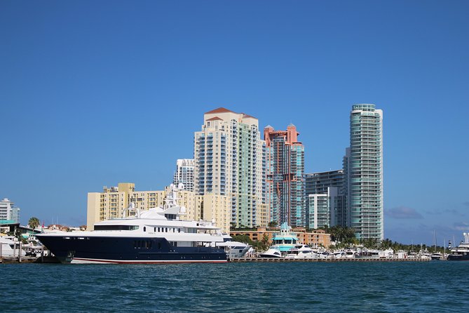 Miami Boat Tour of Celebrity Homes - Movie locations, music, and the boat’s personality