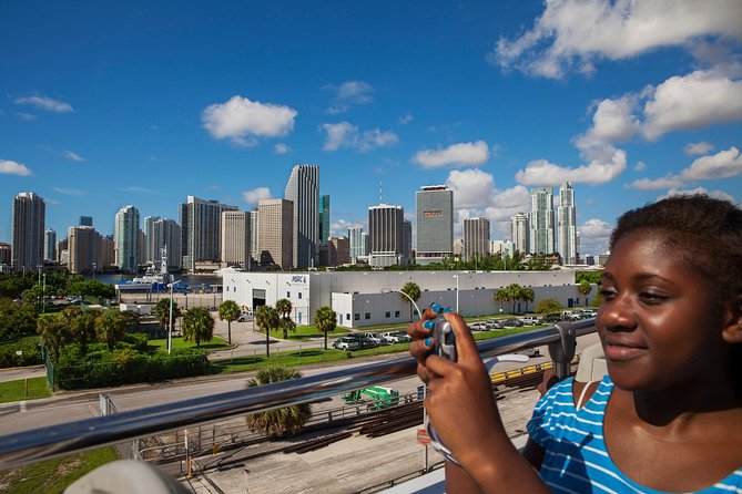 Miami: Hop-on Hop-off Tour + Cruise & Free 1-Hour Bike Rental - Stop 6: Miami Design District and Midtown