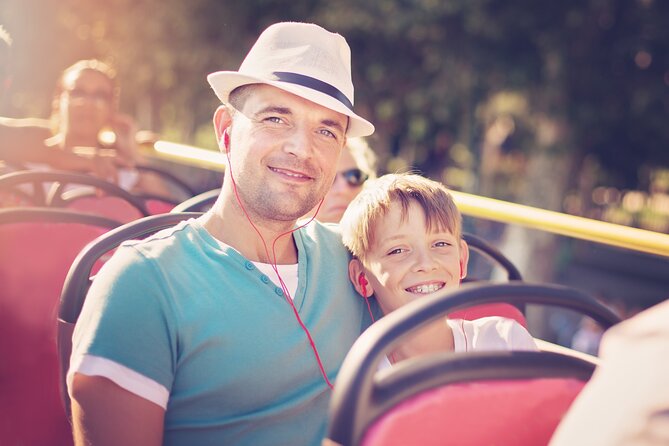 Miami: Open-top Bus Sightseeing Night Tour with Live Guide - Downtown lights and Brickell Avenue