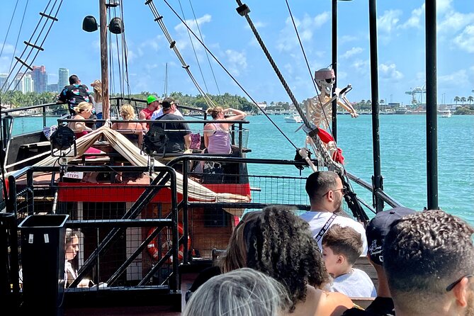 Miami Pirate Boat Tour: Skyline & Celebrity Homes - The Venetian Islands by Boat