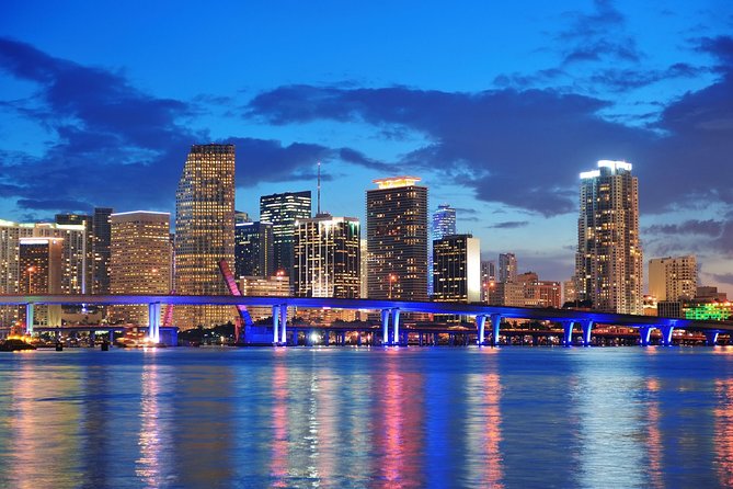 Miami Skyline Views and Biscayne Bay Cruise - Key points at a glance