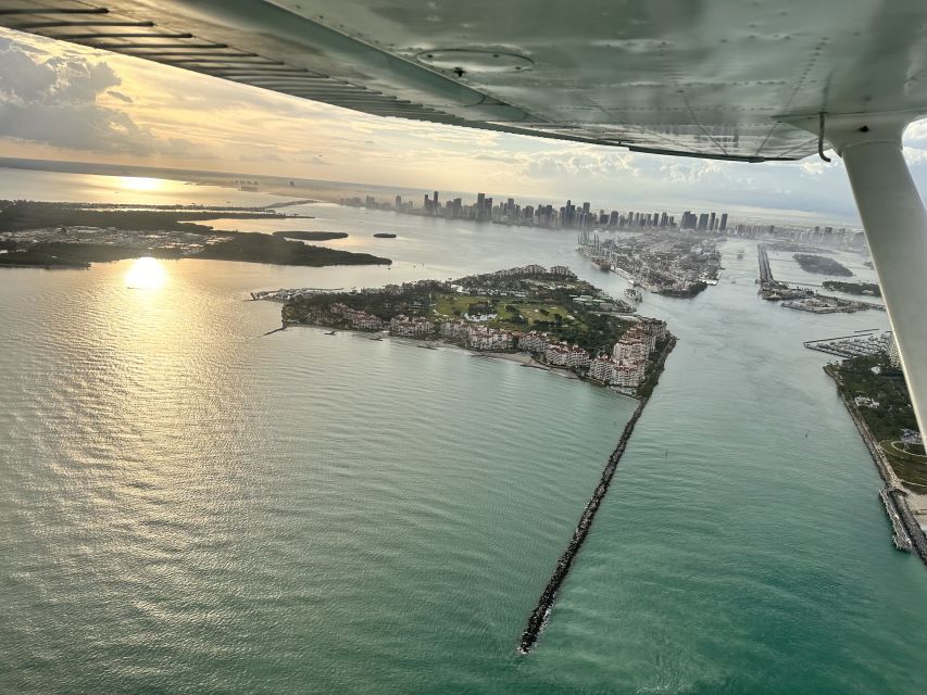 Miami: South Beach Private 50-Minute Private Flight Tour - Photos, timing, and the best conditions
