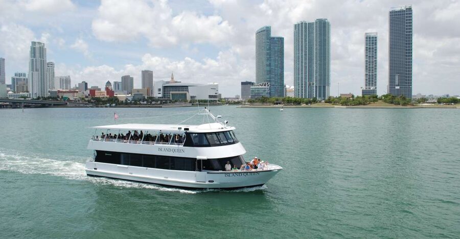 Miami: The Original Millionaire’s Row Cruise - The lower salon or the open upper deck