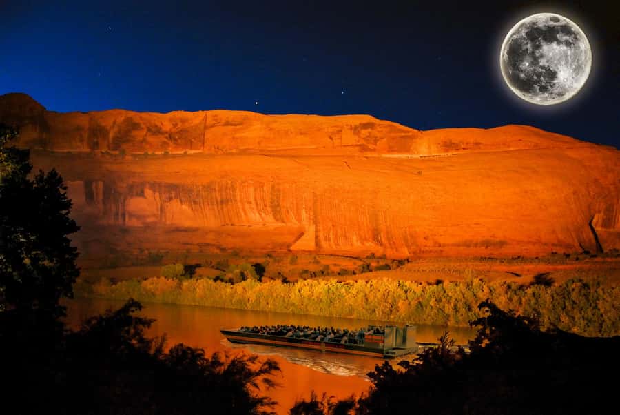 Moab: Colorado River Dinner Cruise with Music and Light Show - Key points to know before booking