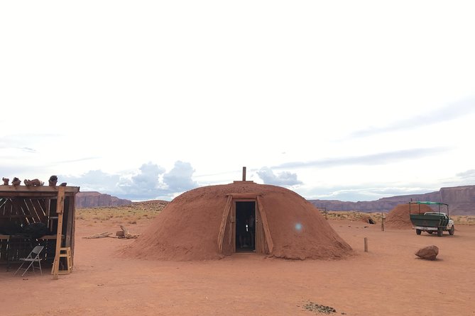 Monument Valley Extended Backcountry Tour - Petroglyphs, ruins, and the long human story