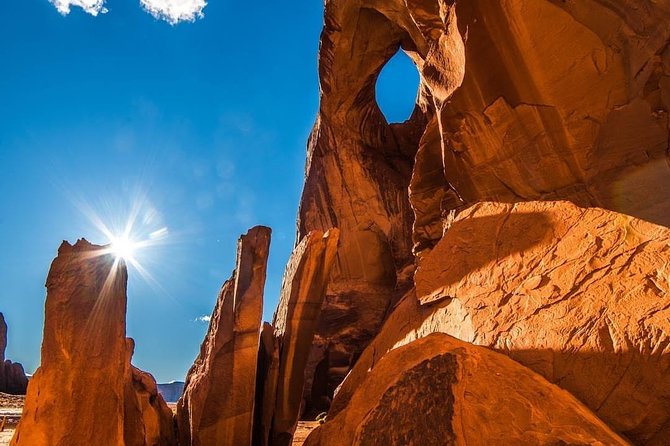 Monument Valley Group Tour - 3 Hours - Navajo Spirit Tours - The famous formations on the 17-mile loop