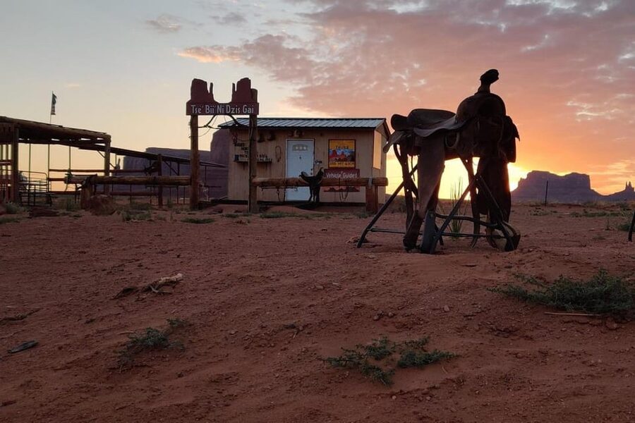 Monument Valley: Horseback Adventure Tour - Timing, Weather, and Practical Details
