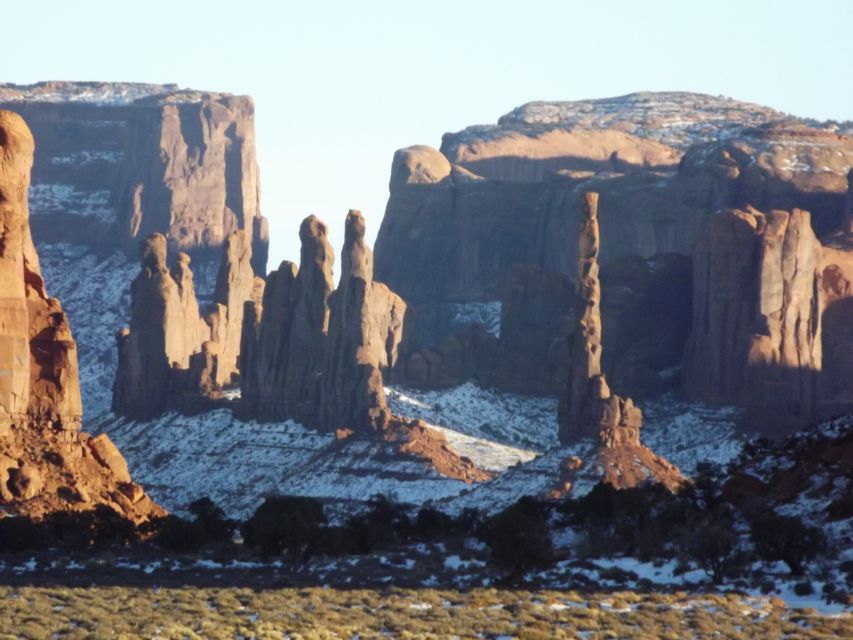 Monument Valley: Scenic 2.5-Hour Guided Tour - The backcountry route and the first formations