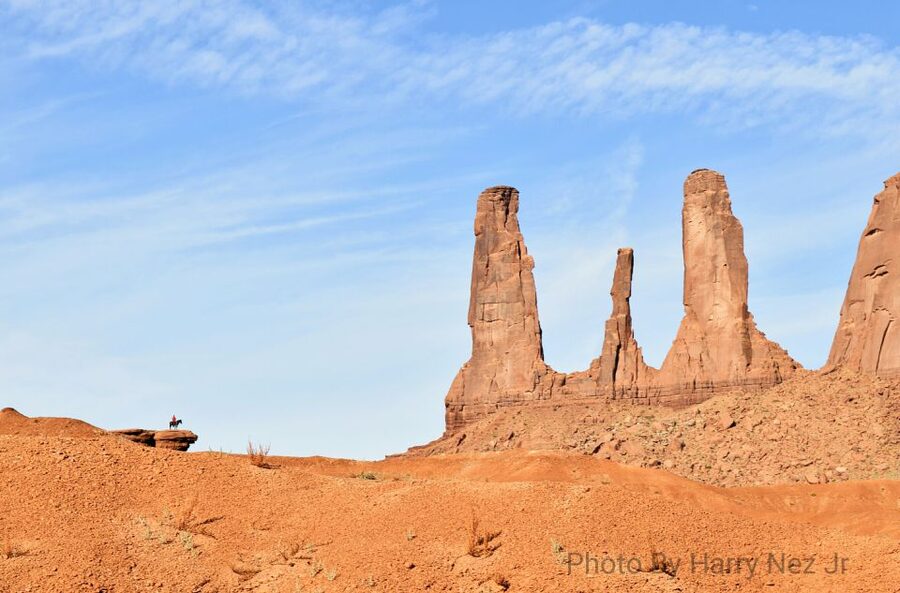 Monument Valley: Scenic 2.5-Hour Guided Tour - Eye of the Sun and the valley’s most unusual arches