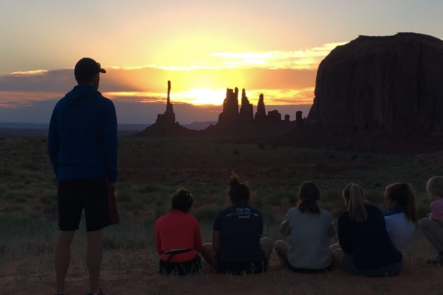 Monument Valley: Sunset Tour with Navajo Guide - Why a Navajo guide changes Monument Valley