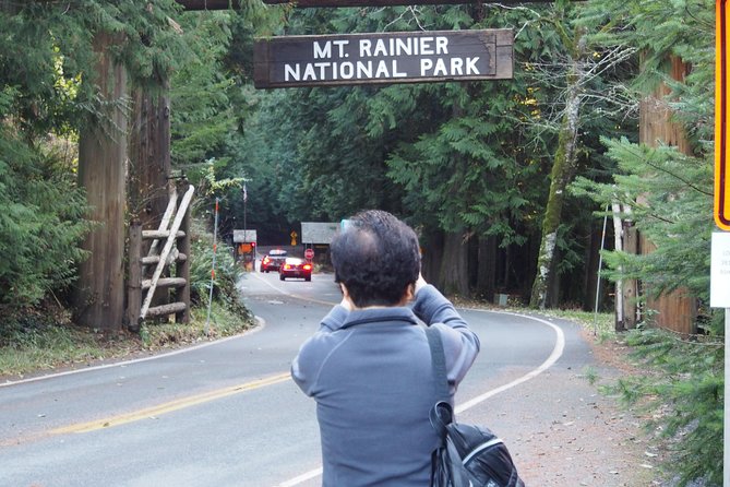 Mt. Rainier Day Tour from Seattle - The Main Event at Henry M. Jackson Visitor Center