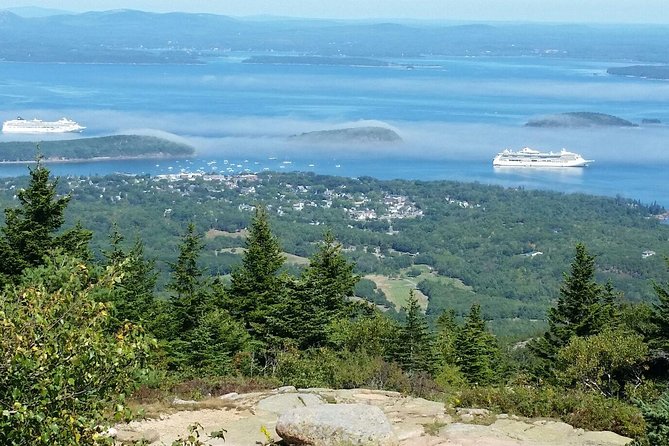 Narrated Bus Tour of Bar Harbor and Acadia National Park - The guide can make or break the ride