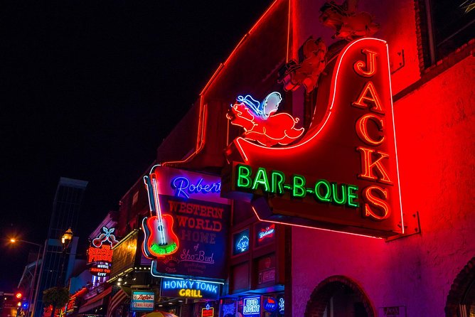 Nashville Evening Trolley Tour - What this Nashville night ride is really about