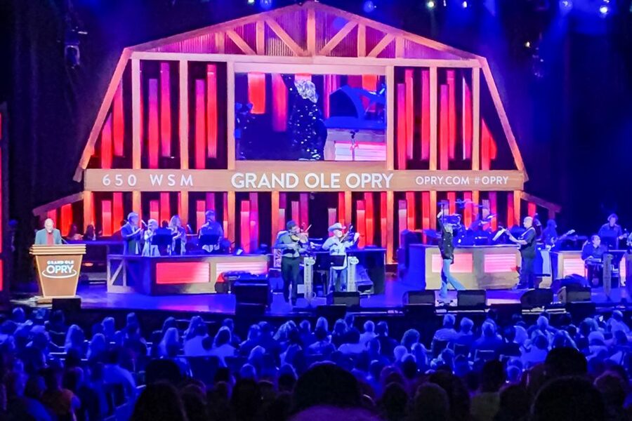 Nashville: Grand Ole Opry Show Ticket - Why the Grand Ole Opry feels different from a normal concert