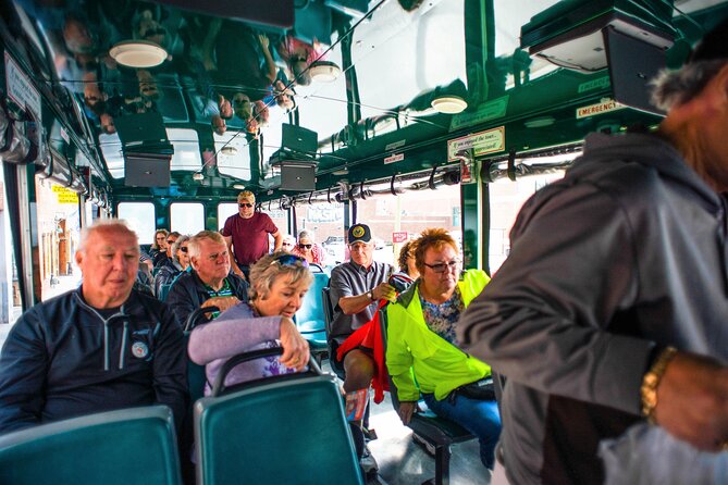 Nashville: Hop-on Hop-off Trolley Tour - Stops 8 and 9: Broadway and the Ryman Auditorium