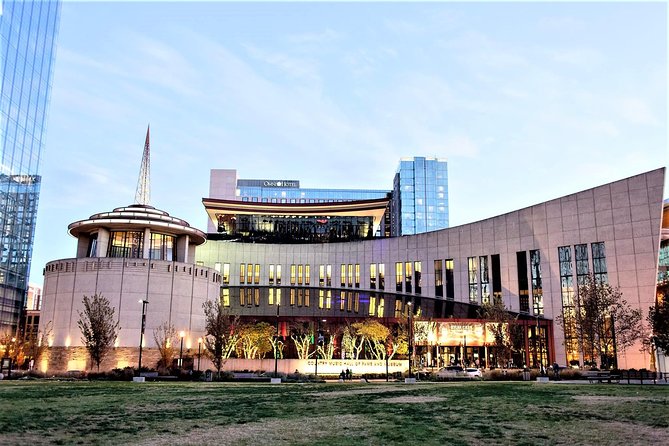 Nashville RCA Studio B & Country Music Hall of Fame Ticket Combo - Who will enjoy this most?