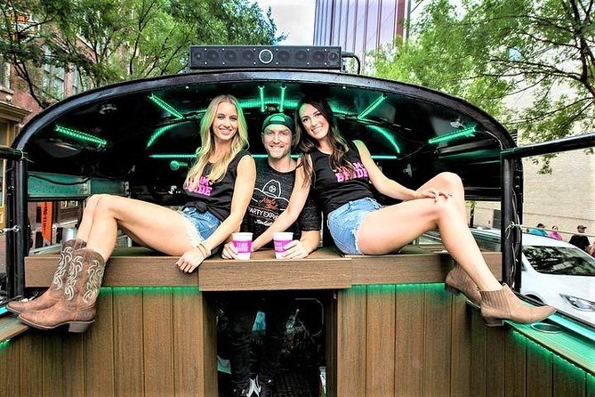 Nashville's Wildest Honky Tonk Public Party Bus (21+) - The 15-minute Ole Smoky Distillery stop