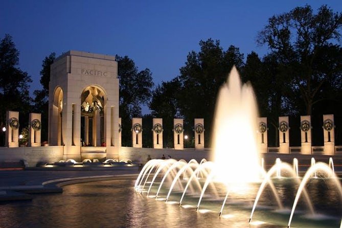 National Mall Night Tour with 10+ Monuments (Public or Private) - Across the river to the Marine Corps War Memorial
