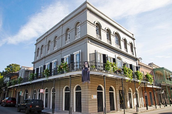 New Orleans City and Cemetery Sightseeing Tour - What $62.57 Buys You