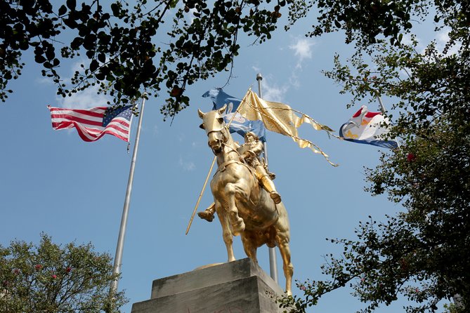 New Orleans City Sightseeing Hop-On Hop-Off Bus Tour - How to get the best value from $51