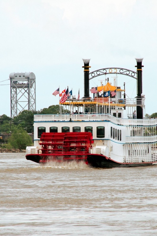 New Orleans: Creole Queen History Cruise with Optional Lunch - The return ride and what the river adds