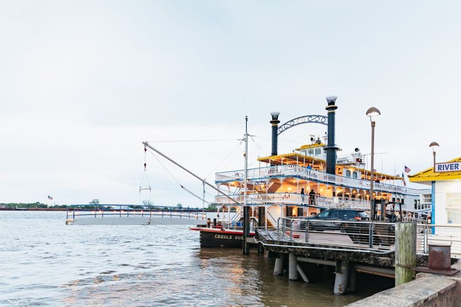 New Orleans: Evening Jazz Boat Cruise with Optional Dinner - What the Creole Queen feels like inside