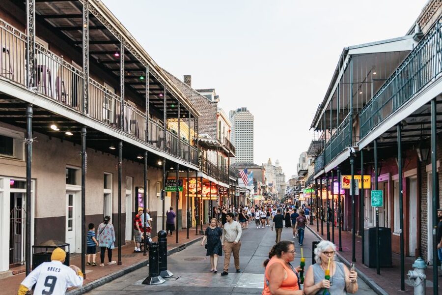 New Orleans: French Quarter Sightseeing Carriage Ride - Napoleon House and the stories behind the buildings