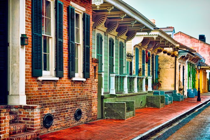 New Orleans French Quarter, Voodoo and Culture Walking Tour - Voodoo Authentica and the difference between fact and folklore