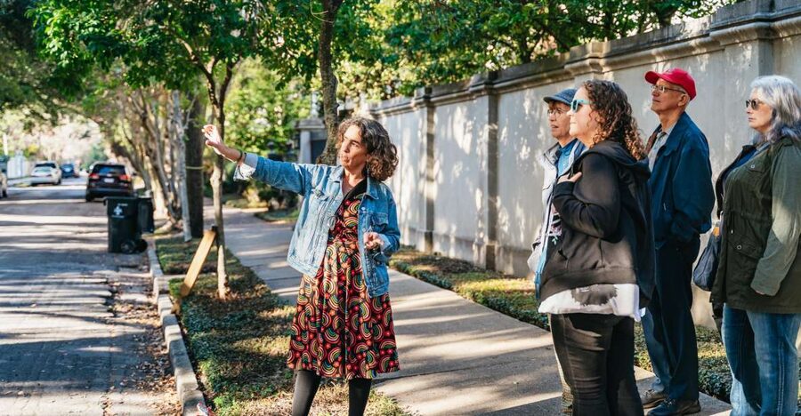 New Orleans: Garden District Guided Walking Tour - Starting with New Orleans and the Garden District