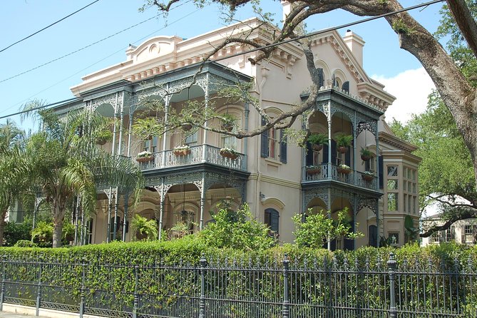 New Orleans: Garden District Tour - Homes Connected With Famous Names
