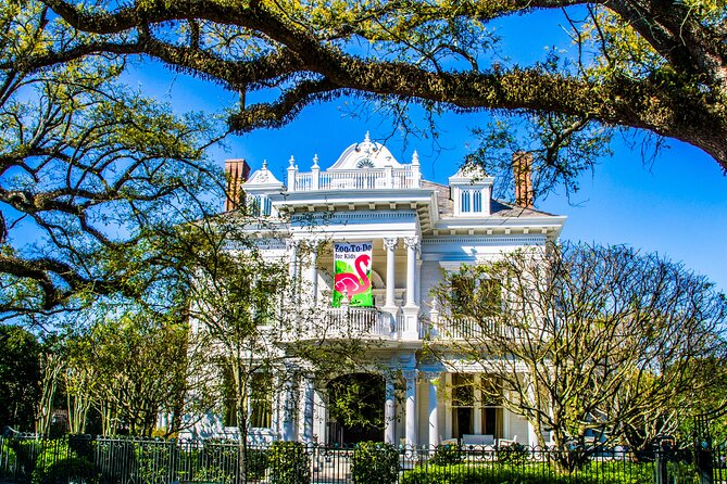 New Orleans Small-Group City Tour by Van - Cemeteries and New Orleans burial customs