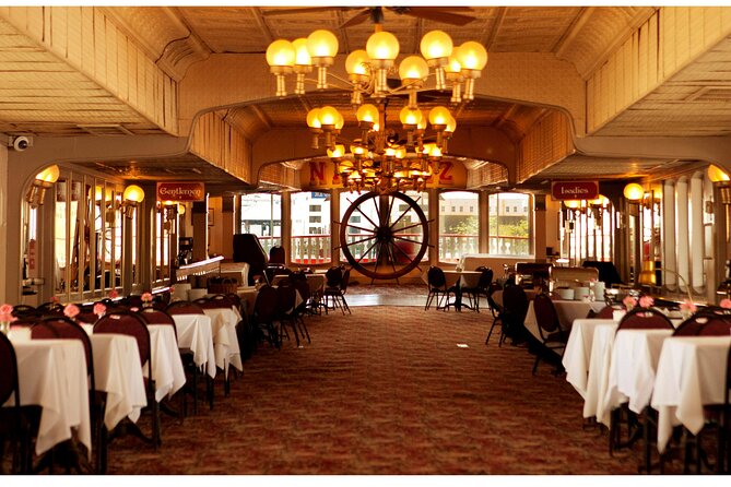 New Orleans Steamboat Natchez Jazz Cruise - The first 45 minutes along the Mississippi