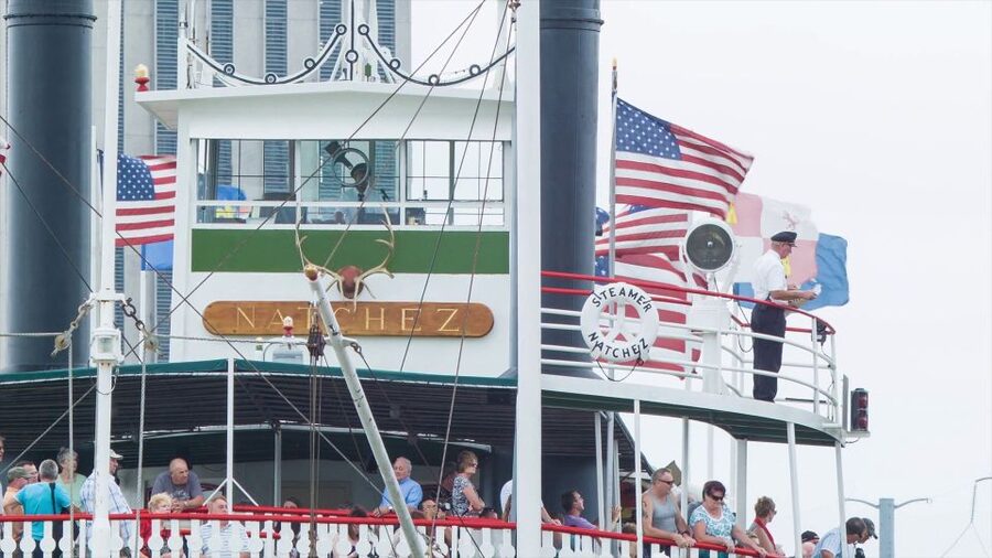 New Orleans: Sunday Steamboat Jazz Cruise + Optional Brunch - Drinks, bars, and extra costs