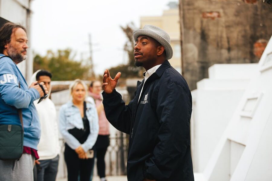 New Orleans: Walking Tour Inside St. Louis Cemetery No. 1 - Key points at a glance