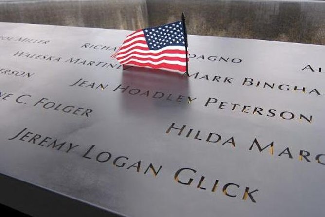 New York 9/11 Memorial Tour with Optional One World Observatory - What the guide adds to the memorial