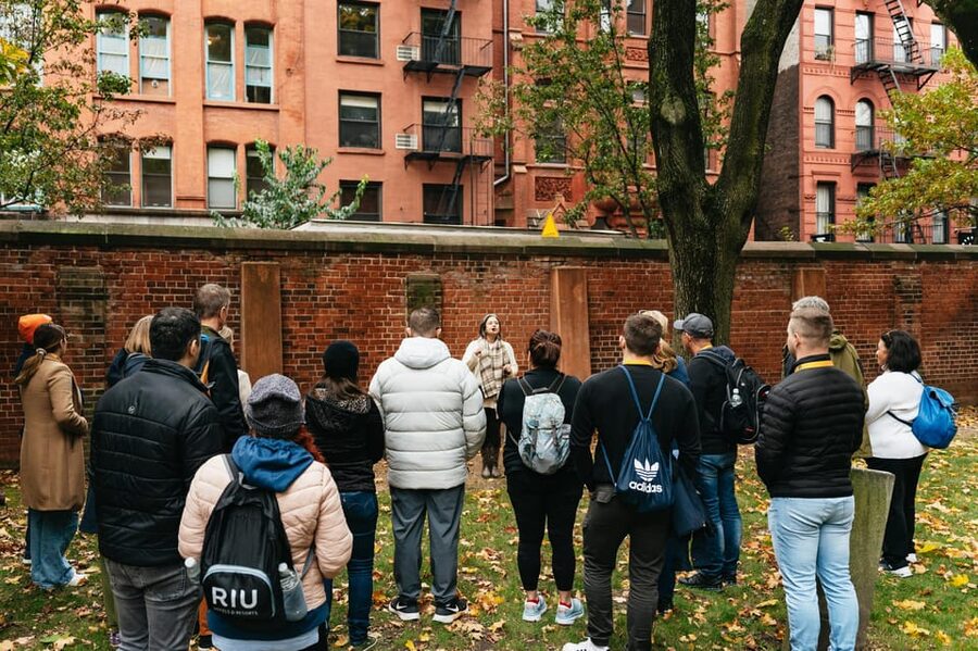 New York City: Catacombs by Candlelight - Should you book the Catacombs by Candlelight?