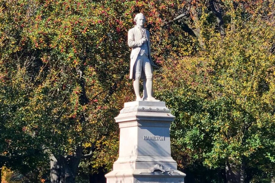 New York City: Highlights of Central Park Bike or eBike Tour - Swedish Cottage and the park’s quieter corners