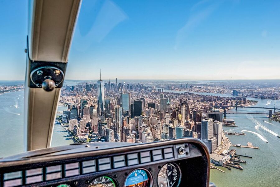 New York City: Manhattan Helicopter Tour - Central Park, the Empire State Building, and the return south