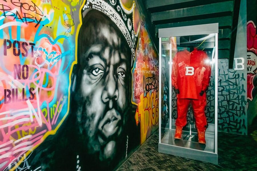 New York City: RiseNY Experience Ticket - Who should book this Times Square experience?