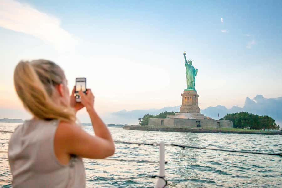New York City: Statue of Liberty & Ellis Island with Ferry - Starting at Liberty State Park in New Jersey
