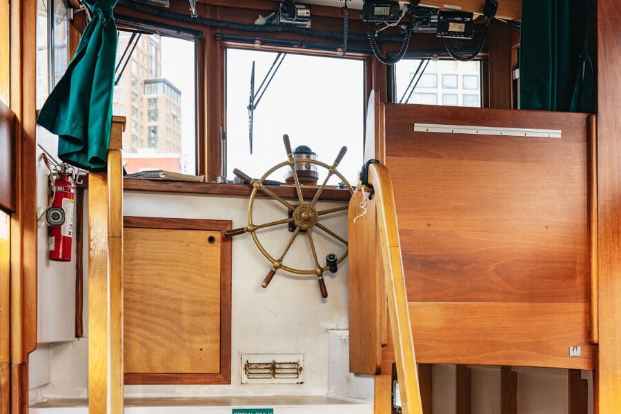 New York City: Sunset Yacht Cruise - Ellis Island, Brooklyn Bridge, and the changing skyline
