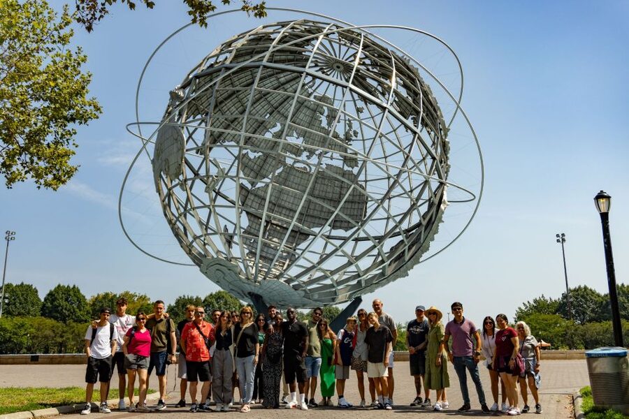New York City: Tour of Manhattan, Bronx, Queens & Brooklyn - The Shakespeare Steps and Yankee Stadium