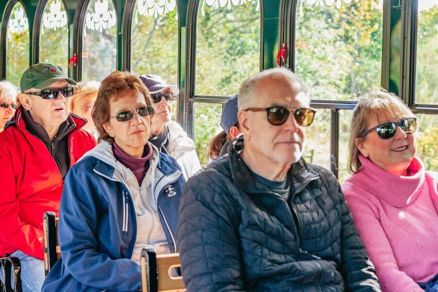 Newport: Scenic Trolley Tour - What the guide adds to the ride