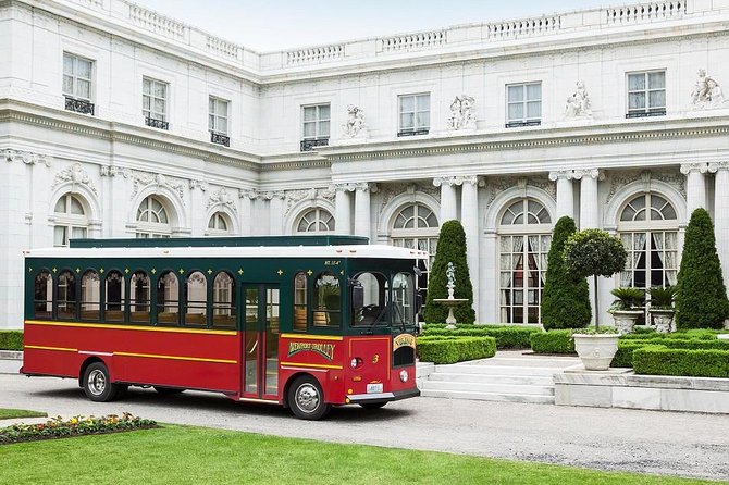 Newport Trolley Tour with Breakers Mansion - Viking Tours - The guides are the real variable