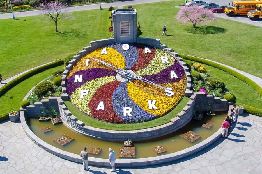 Niagara Falls: Canadian and American Deluxe Day Tour - The American Falls viewing stops